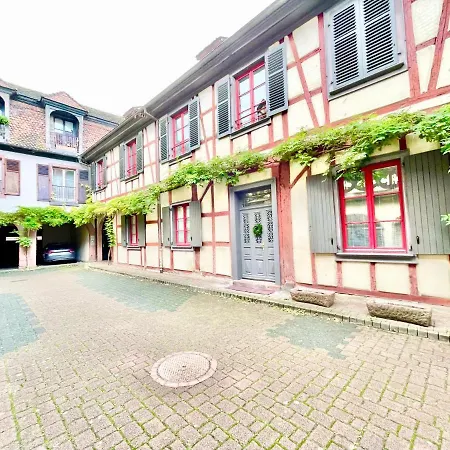 Daire - Le Nichoir - Centre Historique - Parking Gratuit - Box Velo & Poussette